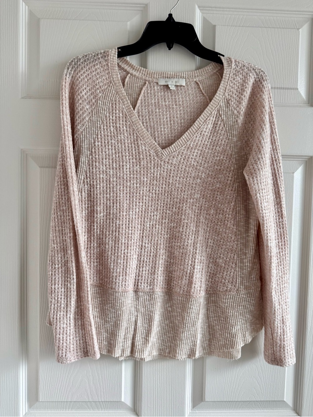 Lightweight V-Neck Sweater in Soft Blush